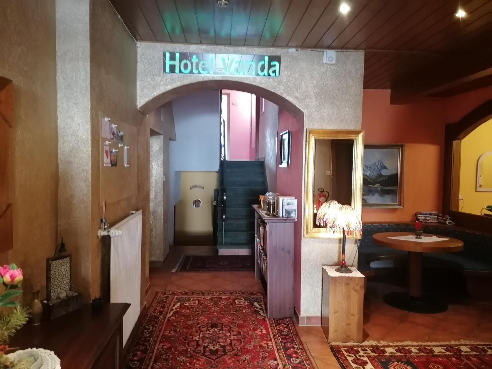 Hotel Vanda Irschen Ngoại thất bức ảnh